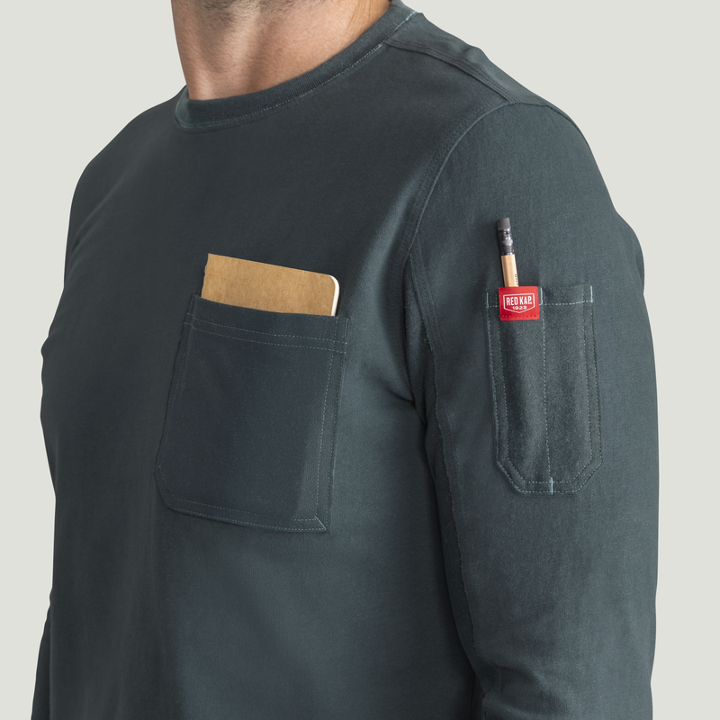 Men's Slim Fit Cotton Long Sleeve Pocket T-Shirt image number 16