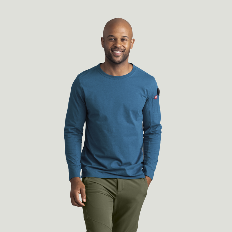 Men's Long Sleeve Midweight Slim Fit Performance Tee image number 1