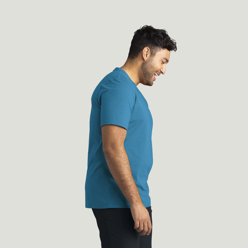 Men's Short Sleeve Midweight Slim Fit Performance Tee image number 8