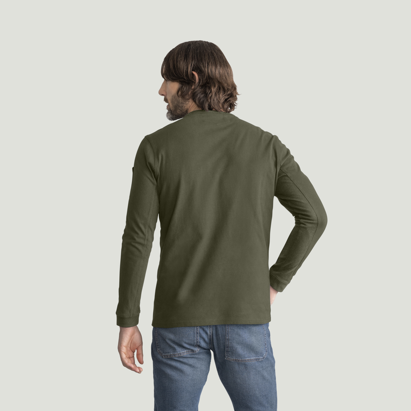 Men's Slim Fit Cotton Long Sleeve Pocket T-Shirt image number 2