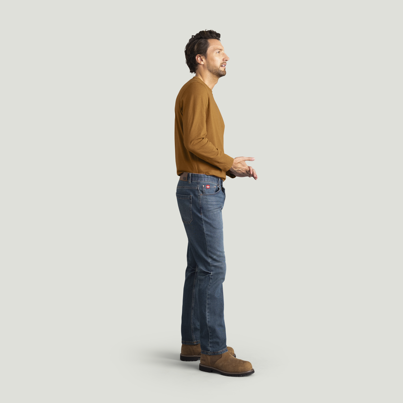 Men's Straight Fit Lightweight Jean image number 7