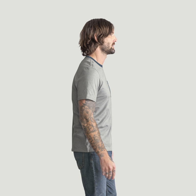 Men's Slim Fit Cotton Pocket T-Shirt image number 4