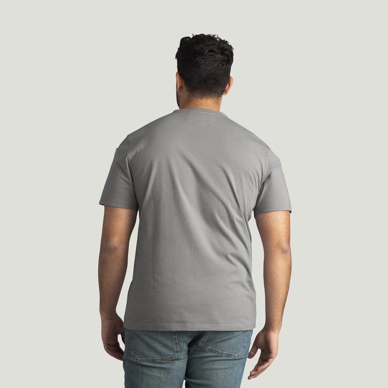 Men's Short Sleeve Midweight Slim Fit Performance Tee image number 5