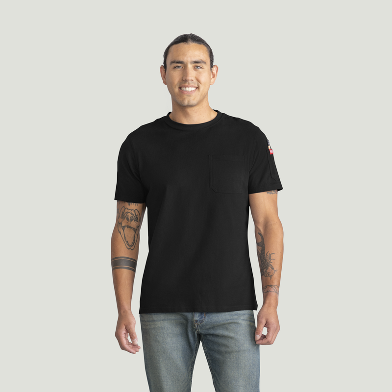 Men's Slim Fit Cotton Pocket T-Shirt image number 1