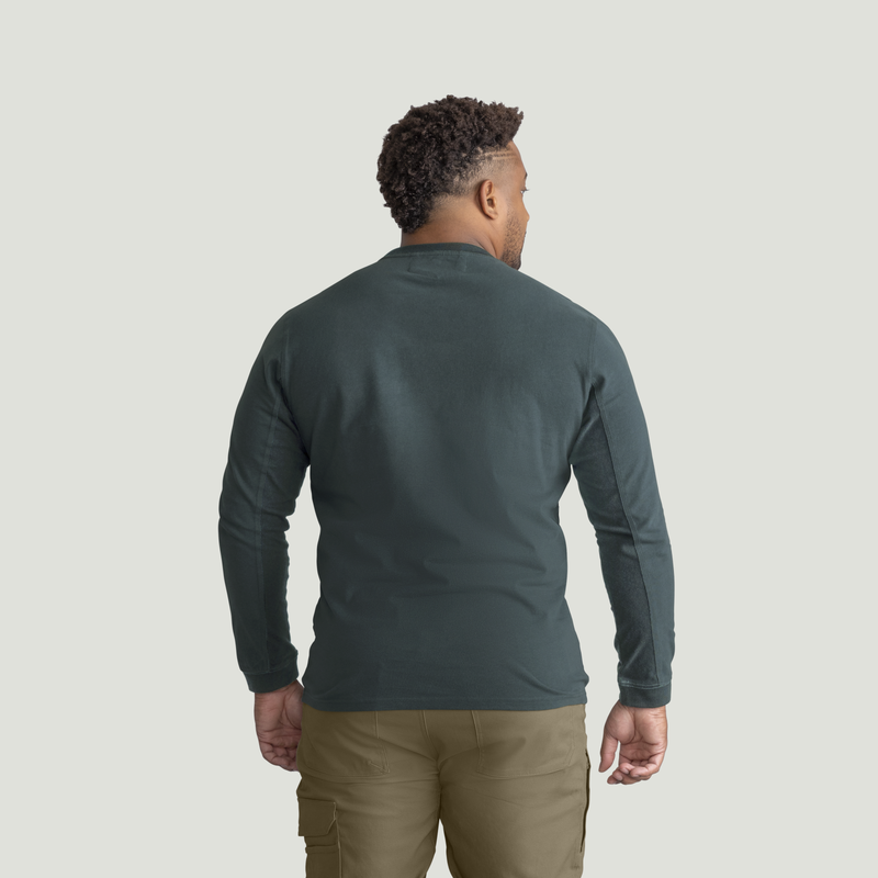Men's Slim Fit Cotton Long Sleeve Pocket T-Shirt image number 6