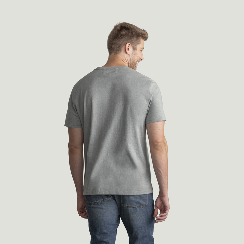 Men's Slim Fit Cotton Pocket T-Shirt image number 6