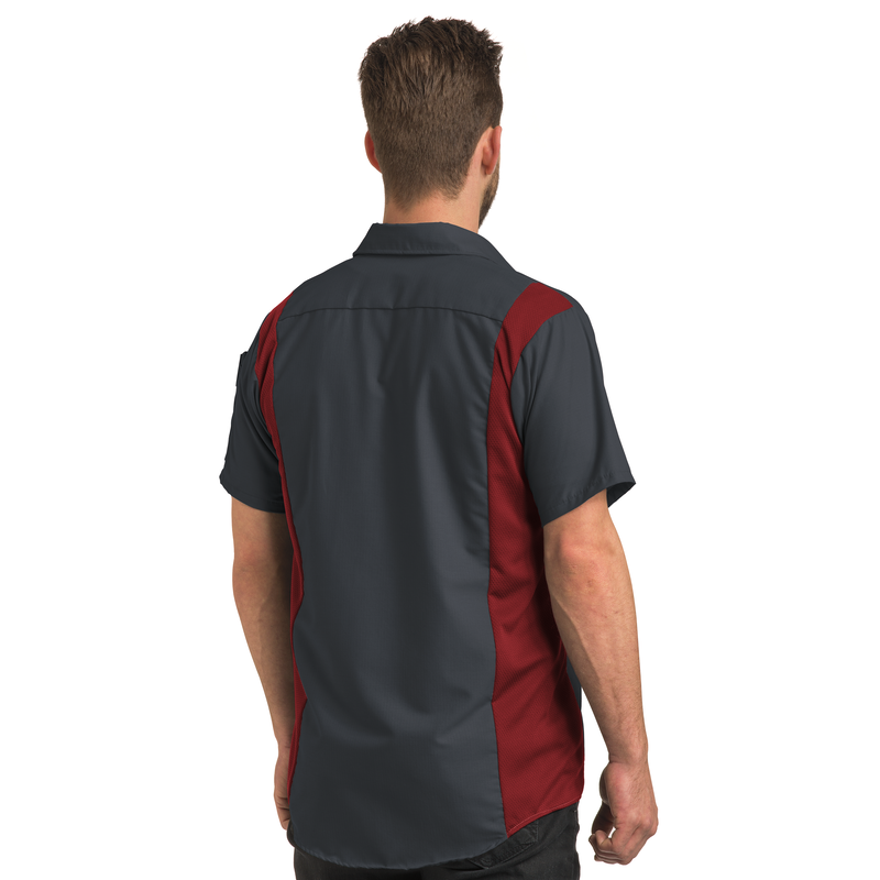 Men's Short Sleeve Performance Plus Shop Shirt With Oilblok Technology image number 3