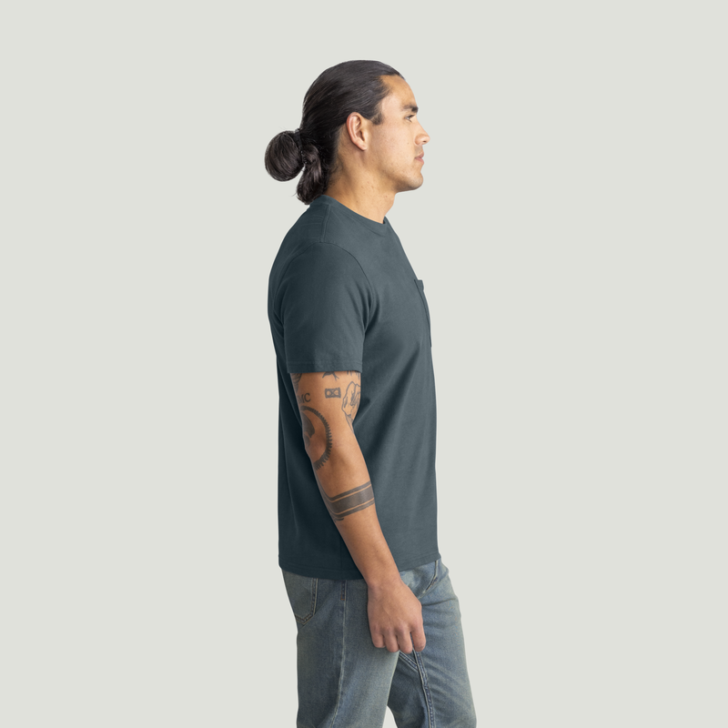 Men's Short Sleeve Slim Fit Cotton Pocket T-Shirt image number 4