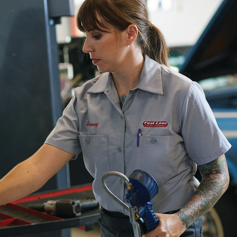 Women's Short Sleeve Work Shirt with MIMIX® | Red Kap® Women's Short Sleeve Work Shirt with MIMIX® | Red Kap®
