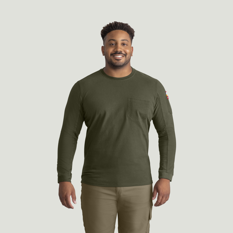 Men's Slim Fit Cotton Long Sleeve Pocket T-Shirt image number 5