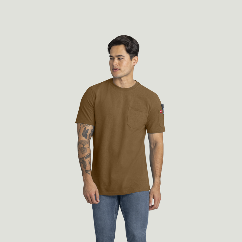 Men's Slim Fit Cotton Pocket T-Shirt image number 1