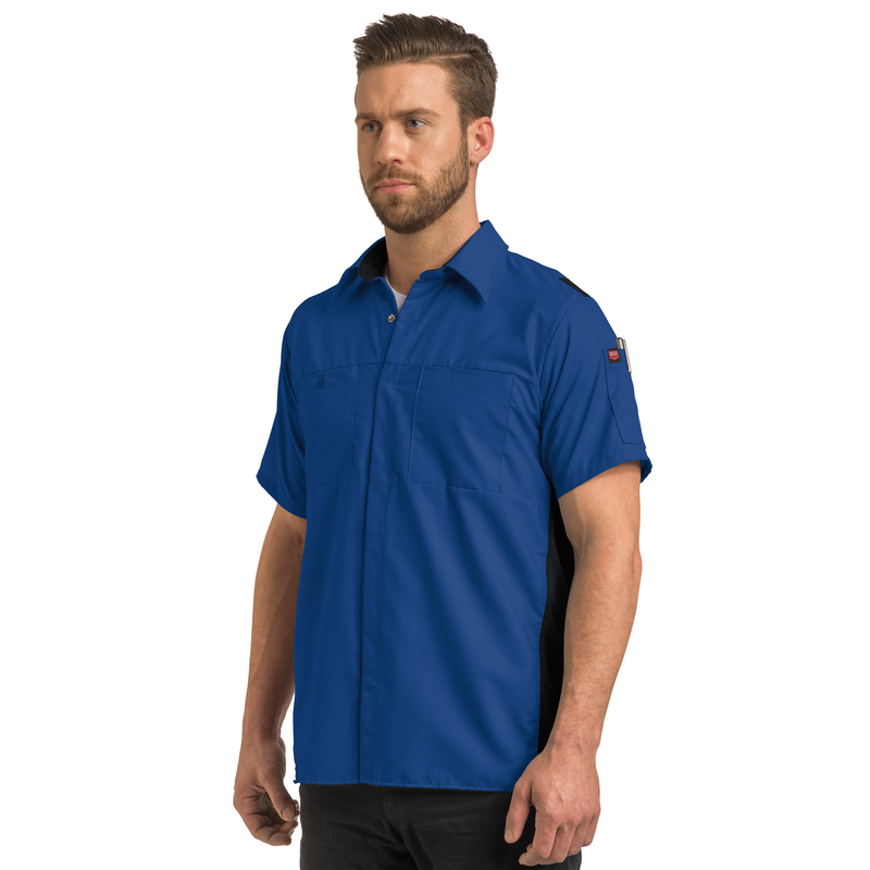 Men's Short Sleeve Performance Plus Shop Shirt With Oilblok Technology image number 3
