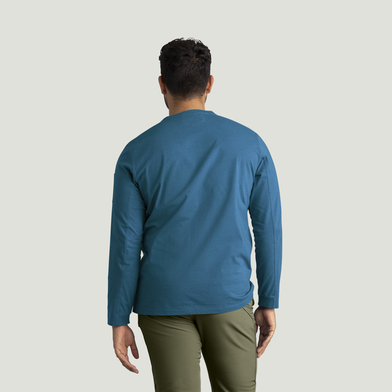 Men's Long Sleeve Midweight Slim Fit Performance Tee image number 6