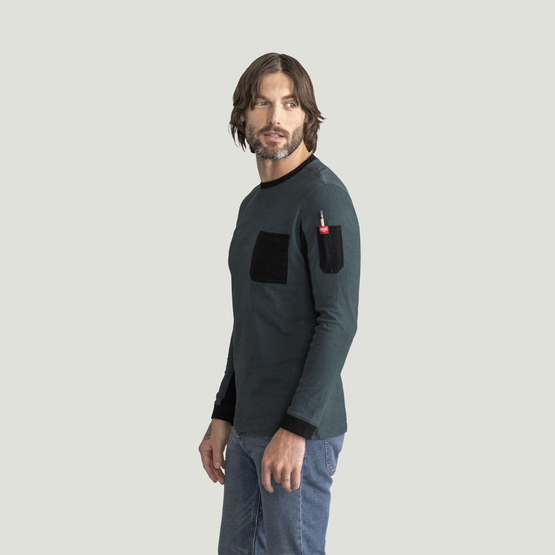 Men's Heavyweight Long Sleeve Cotton Pocket T-Shirt image number 3