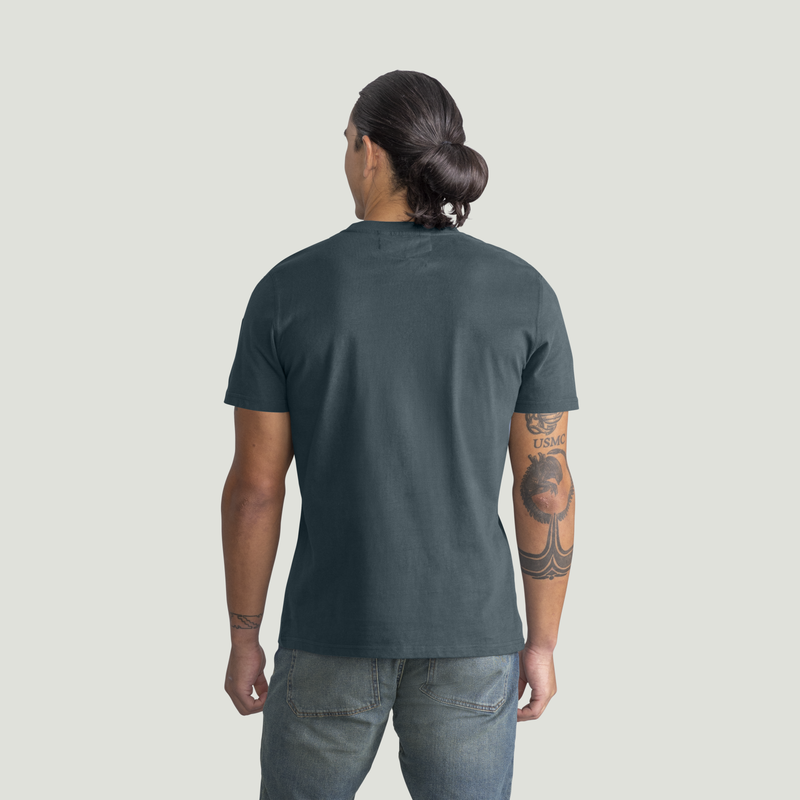 Men's Short Sleeve Slim Fit Cotton Pocket T-Shirt image number 2