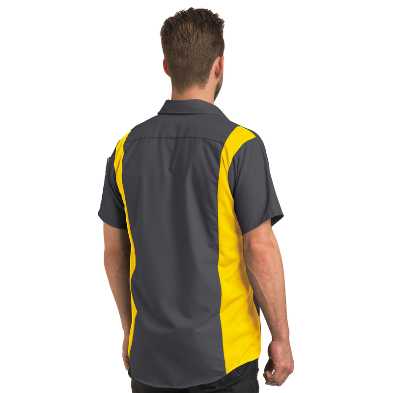 Men's Short Sleeve Performance Plus Shop Shirt With Oilblok Technology image number 4