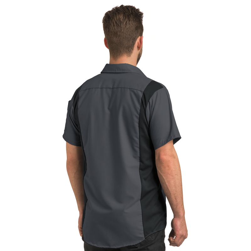 Men's Short Sleeve Performance Plus Shop Shirt With Oilblok Technology image number 3