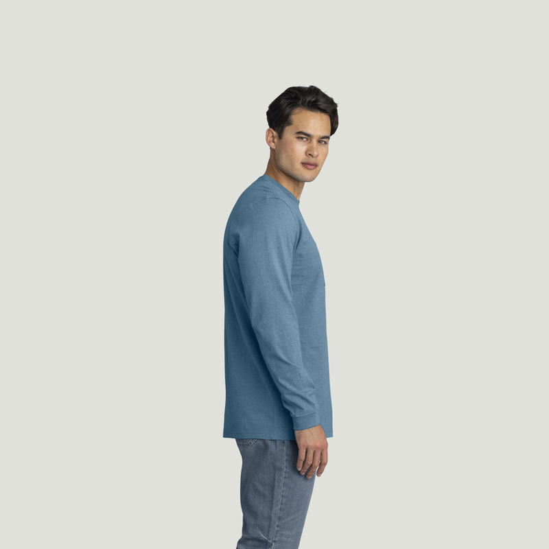 Men's Slim Fit Cotton Long Sleeve Pocket T-Shirt image number 4