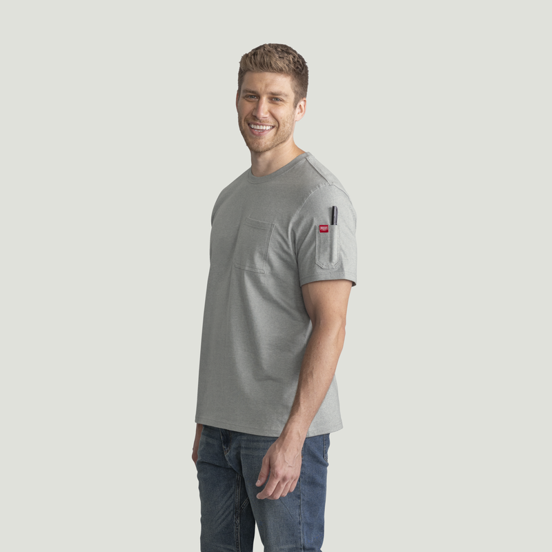 Men's Slim Fit Cotton Pocket T-Shirt image number 7