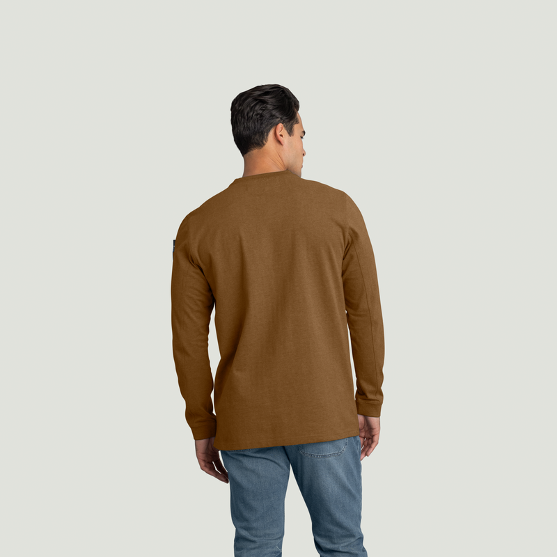 Men's Slim Fit Cotton Long Sleeve Pocket T-Shirt image number 2